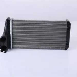 Wymiennik ciepła, ogrzewanie wnętrza NISSENS 72945 Bestseller